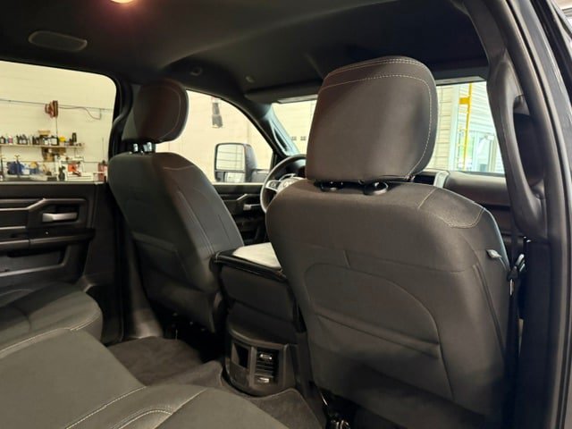 Certified 2025 RAM 2500 Big Horn AWD/4WD image 14