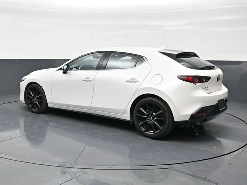 Used 2022 MAZDA MAZDA3 s image 3