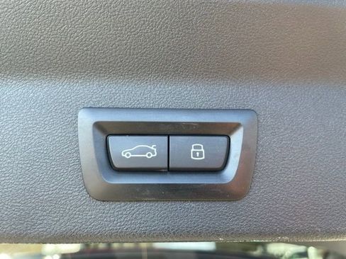Used 2024 BMW X3 xDrive30i w/ M Sport Package AWD/4WD image 34