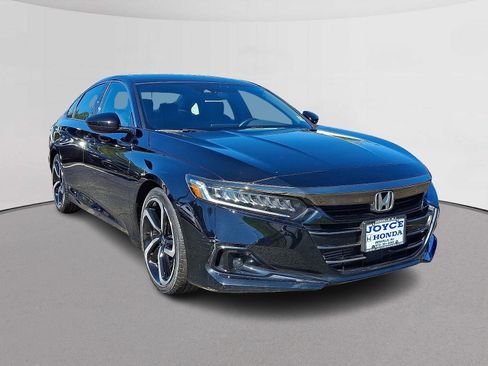 Used 2022 Honda Accord Sport image 2