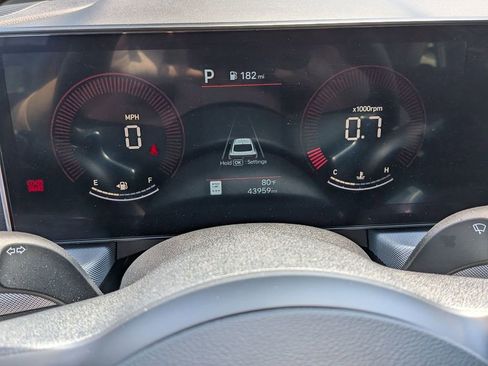 Used 2025 Hyundai Sonata SEL FWD image 16