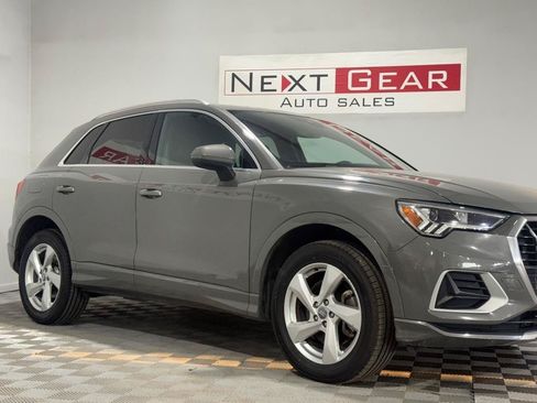 Used 2020 Audi Q3 2.0T Premium Plus w/ Premium Plus Package AWD/4WD image 2