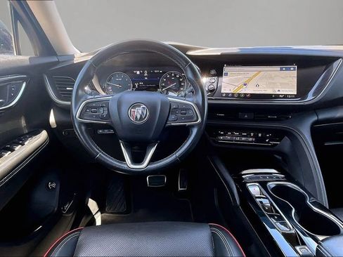 Used 2022 Buick Envision Essence w/ Technology Package II FWD image 8