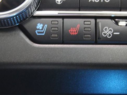 Certified 2019 Ford Expedition Max Platinum image 2