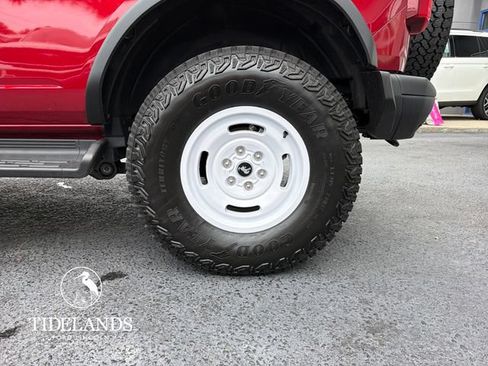 New 2026 Ford Bronco Heritage Edition AWD/4WD image 31