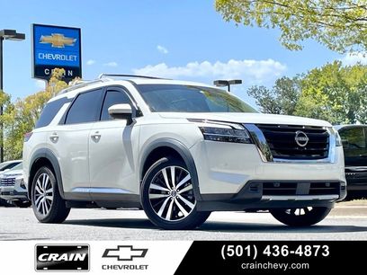 Used 2023 Nissan Pathfinder Platinum w/ Cargo Package