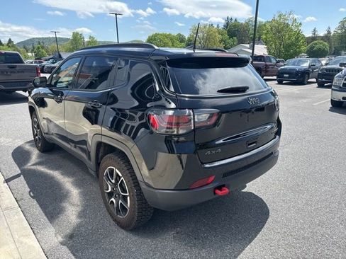 Used 2024 Jeep Compass Trailhawk w/ Trailhawk Elite Group AWD/4WD image 4