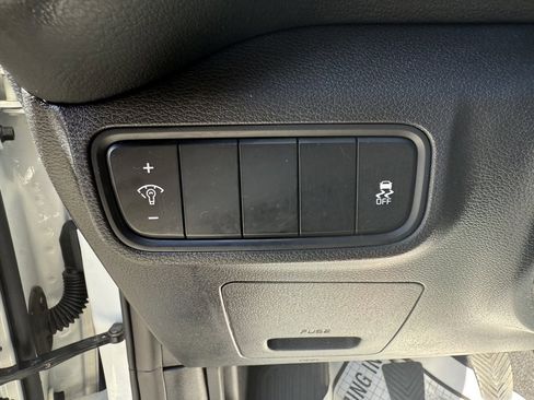 Used 2021 Kia Soul LX image 40