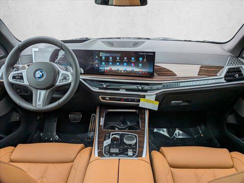 New 2026 BMW X5 xDrive50e AWD/4WD image 16