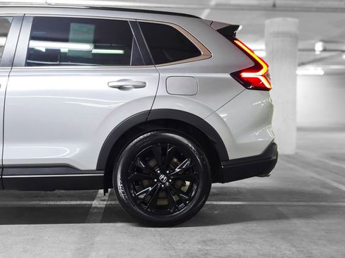 Used 2023 Honda CR-V Sport Touring image 14