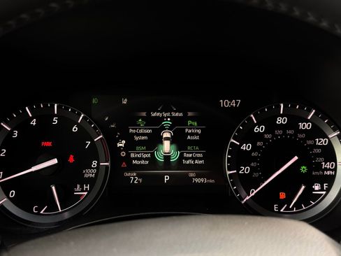 Used 2021 Toyota Highlander Platinum image 42