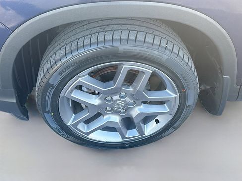 Certified 2023 Honda Passport EX-L image 37