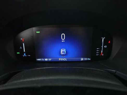 Used 2023 Ford Escape SE image 15