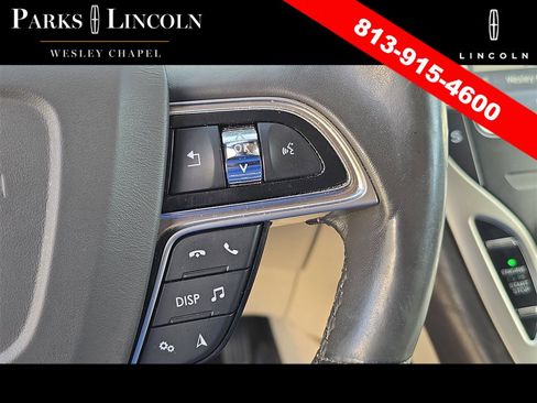 Used 2019 Lincoln Nautilus Reserve image 30
