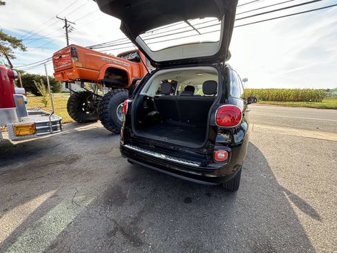 Used 2014 FIAT 500L Easy w/ Popular Equipment Group FWD image 26