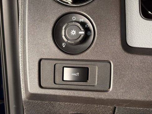 Used 2012 Ford F150 XLT w/ XLT Chrome Pkg image 22