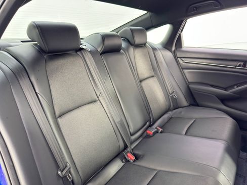 Used 2022 Honda Accord Sport image 32