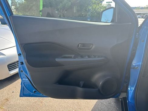 New 2025 Nissan Kicks Play S FWD image 13
