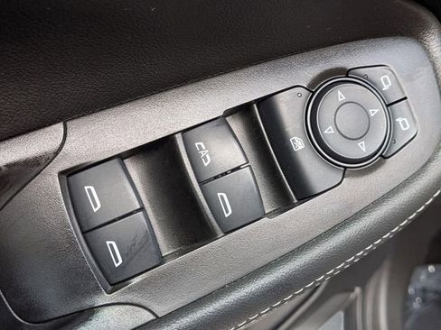 Used 2023 Buick Encore GX Select w/ Sport Touring Package FWD image 15