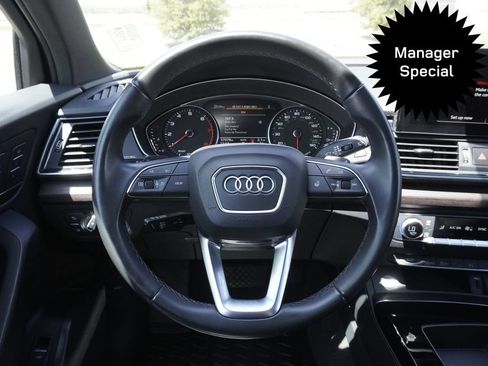 Used 2023 Audi Q5 2.0T Premium w/ Convenience Package AWD/4WD image 10