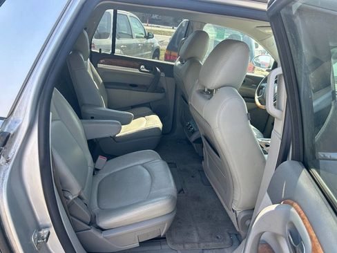 Used 2009 Buick Enclave CX w/ Driver Confidence Package image 14