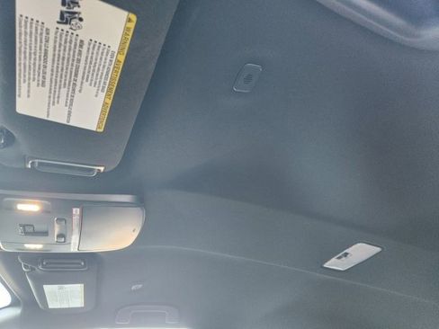 Used 2025 Toyota Camry XLE image 26