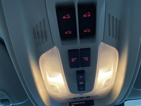 Used 2017 GMC Terrain SLT w/ Open Road Package image 34