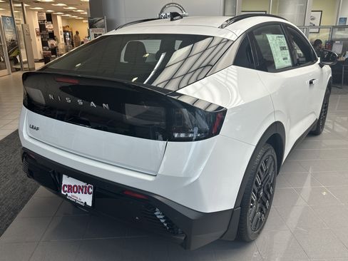 New 2026 Nissan Leaf Platinum+ w/ Cargo Package (Platinum+) image 5