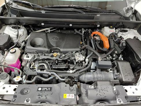 Used 2022 Toyota RAV4 Limited AWD/4WD image 27