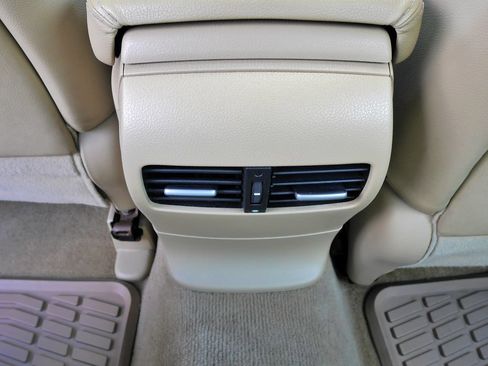 Used 2010 Honda Accord EX-L image 20
