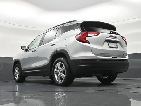 Used 2022 GMC Terrain SLE w/ Driver Convenience Package AWD/4WD image 25
