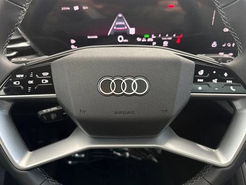 New 2025 Audi Q5 Premium Plus image 21