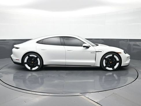 Certified 2025 Porsche Taycan AWD/4WD image 20