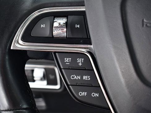 Used 2022 Lincoln Nautilus Reserve image 32