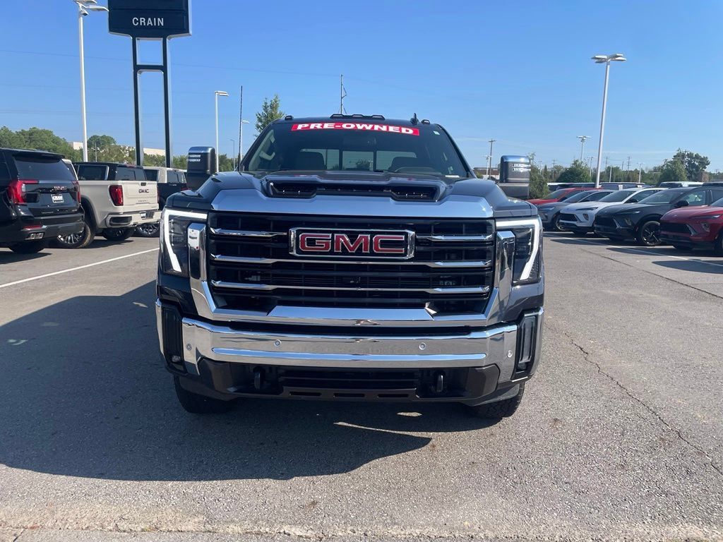 Used 2025 GMC Sierra 2500 SLT w/ SLT Premium Package AWD/4WD image 2