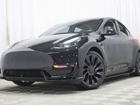 Used 2023 Tesla Model Y Performance AWD/4WD image 5