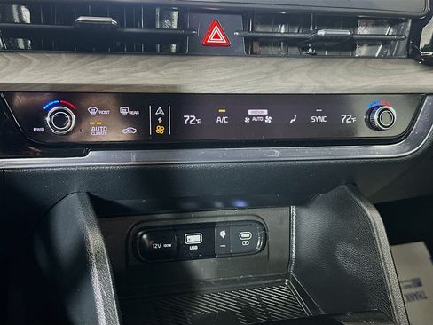 Certified 2025 Kia Sportage X-Line AWD/4WD image 16