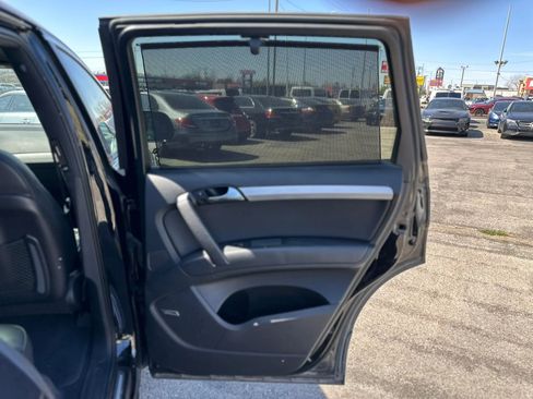 Used 2012 Audi Q7 3.0T S line Prestige w/ S Line Pkg image 23