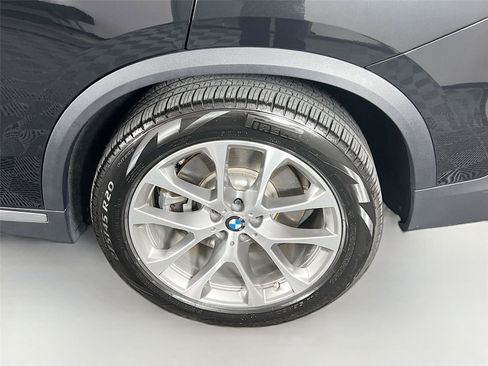 Used 2026 BMW X5 xDrive50e w/ Premium Package AWD/4WD image 30