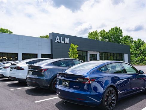 Used 2023 Dodge Charger SXT image 53