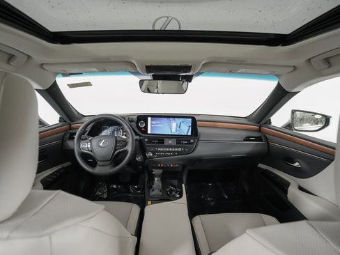 New 2025 Lexus ES 350 w/ Premium Package image 12