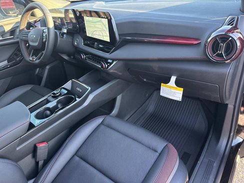 New 2026 Chevrolet Equinox RS w/ Convenience Package III FWD image 10