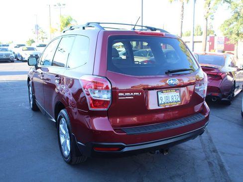 Used 2015 Subaru Forester 2.5i Premium AWD/4WD image 5