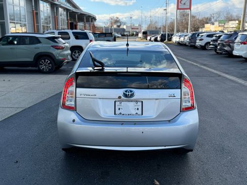 Used 2012 Toyota Prius Two image 7