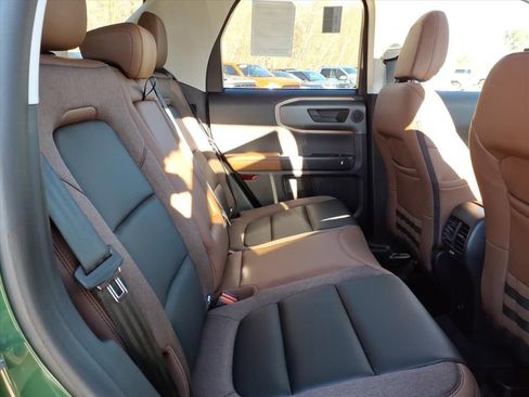 New 2025 Ford Bronco Sport Outer Banks w/ Outer Banks Tech Package+ image 11