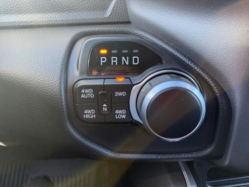 Used 2020 RAM 1500 Big Horn AWD/4WD image 32
