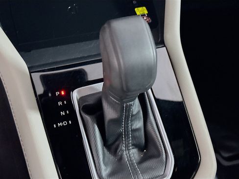 Used 2025 Subaru Forester Limited image 25