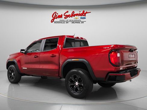 Used 2024 GMC Canyon Elevation w/ Convenience Package AWD/4WD image 4