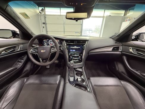 Used 2017 Cadillac CTS V w/ Carbon Fiber Package RWD image 18