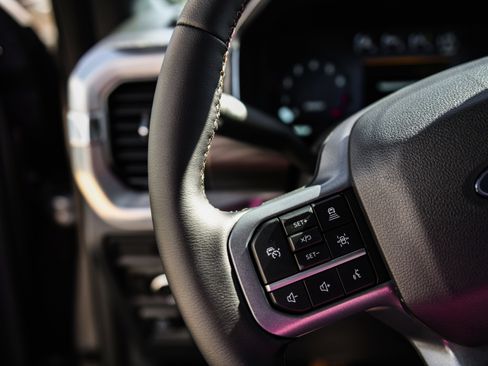 New 2025 Ford F150 Lariat w/ Equipment Group 501A Mid image 24